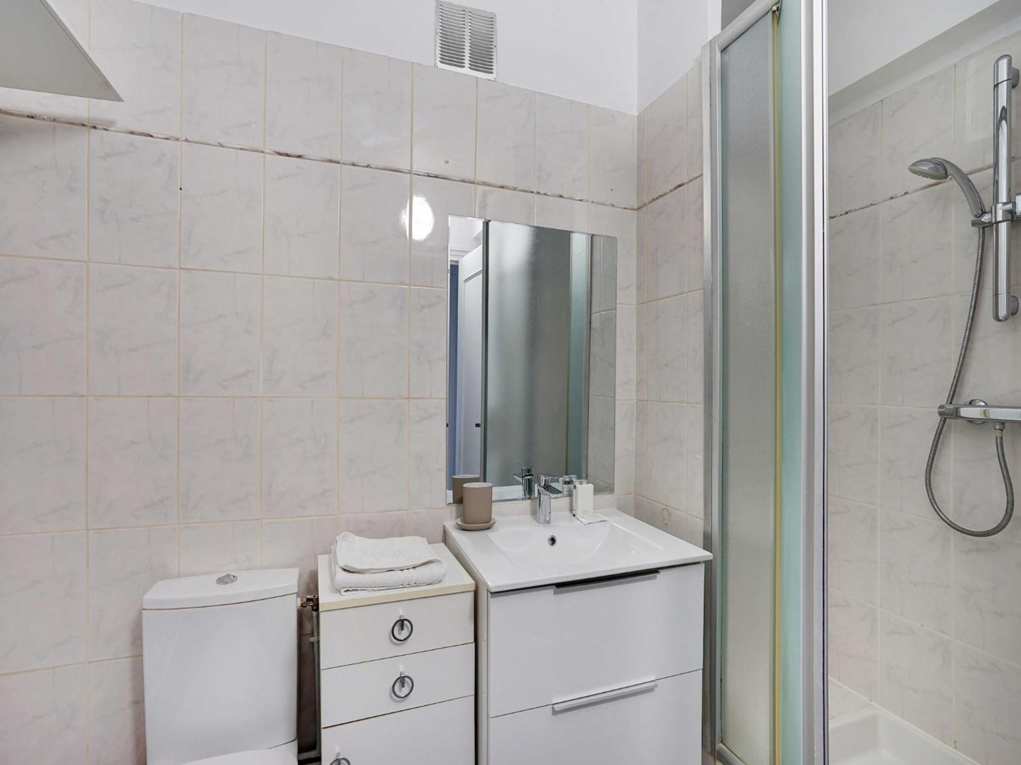 Charming 1bdr 2p 15th Exhibition Centre * Parigi