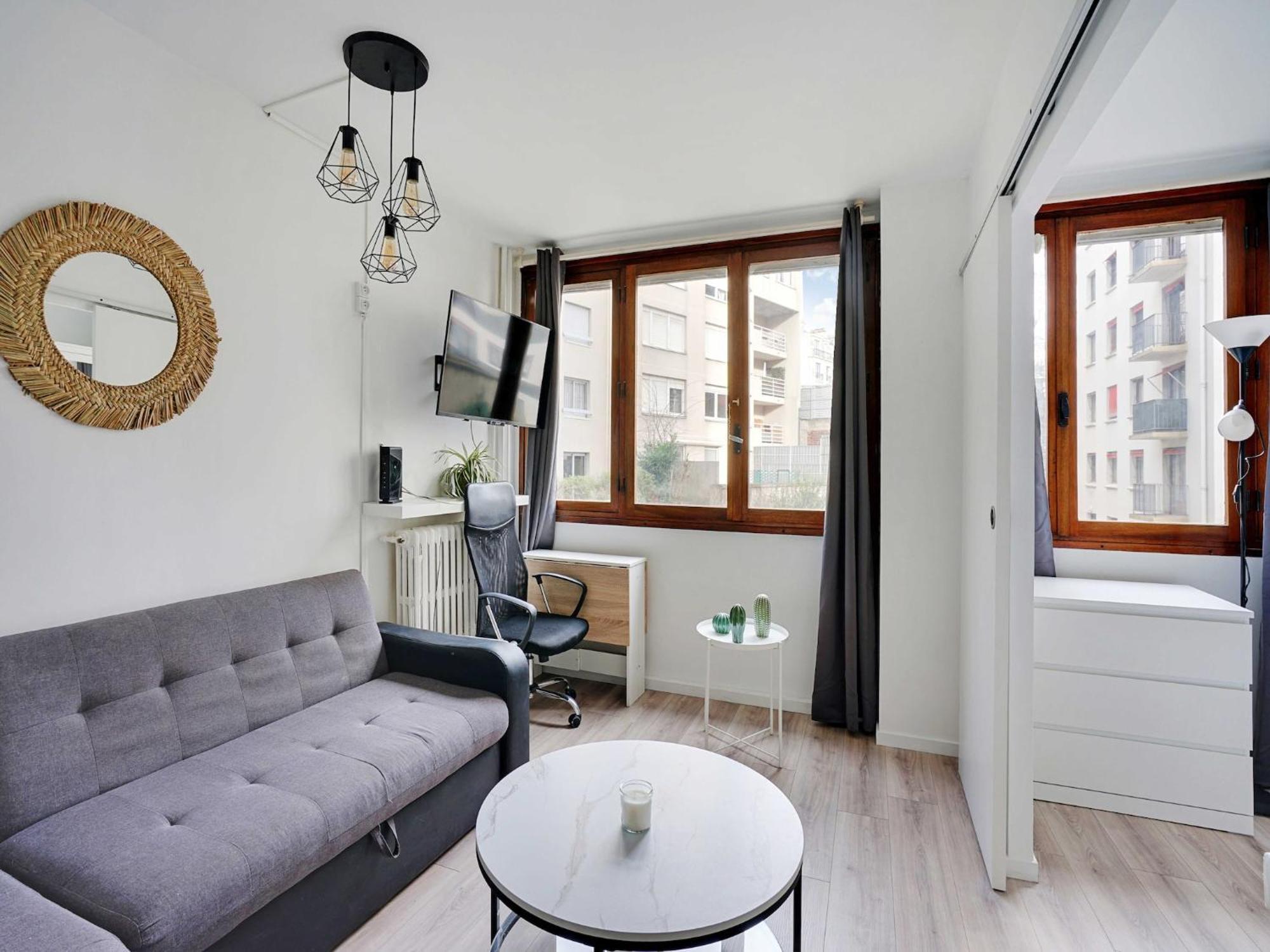 Charming 1bdr 2p 15th Exhibition Centre Appartamento